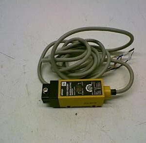 Omron E3S-X3CB4 Photoelectric Switch, Automatic Operation, Yellow